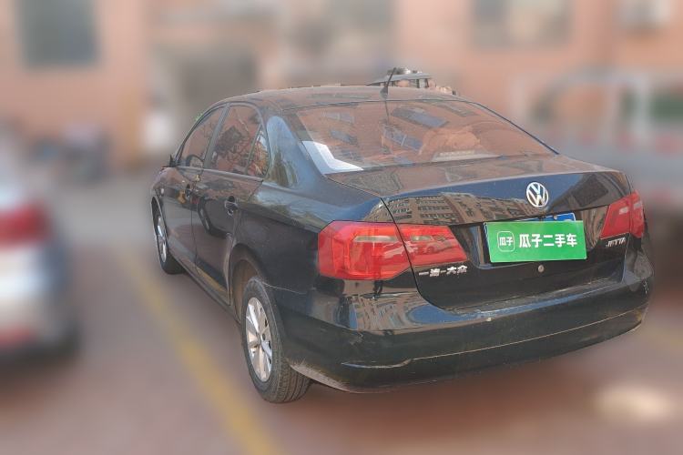 Used Volkswagen Jetta 2013 1.6L Manual Fashion Edition Rear Left 45 Deg