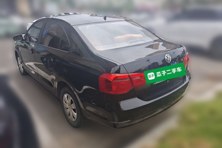 Used Volkswagen Jetta 2013 1.6L Manual Fashion Edition Rear Left 45 Deg