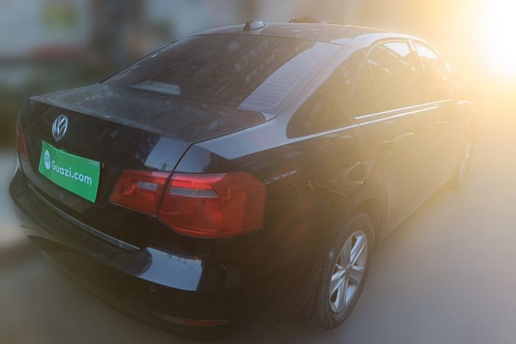 Used Volkswagen Jetta 2013 1.6L Automatic Luxury Model Rear Right 45 Deg