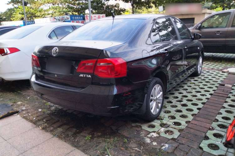 Used Volkswagen Jetta 2013 1.6L Automatic Comfort Model Rear Right 45 Deg