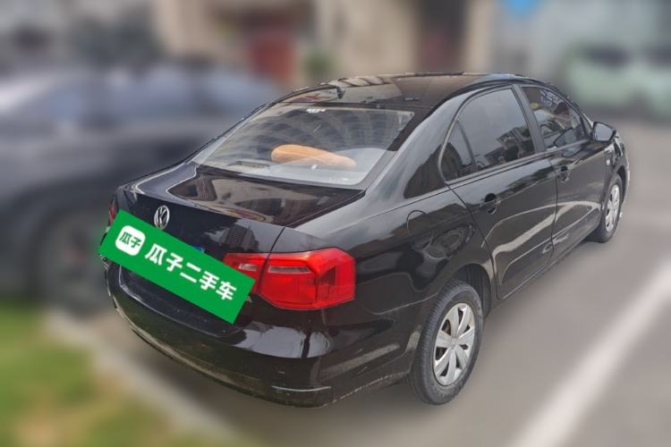 Used Volkswagen Jetta 2013 1.6L Manual Fashion Edition Rear Right 45 Deg