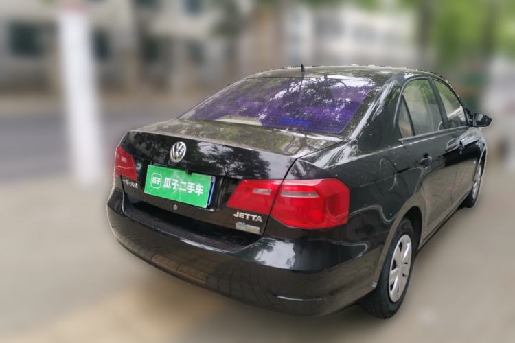 Used Volkswagen Jetta 2013 1.6L Manual Fashion Edition Rear Right 45 Deg