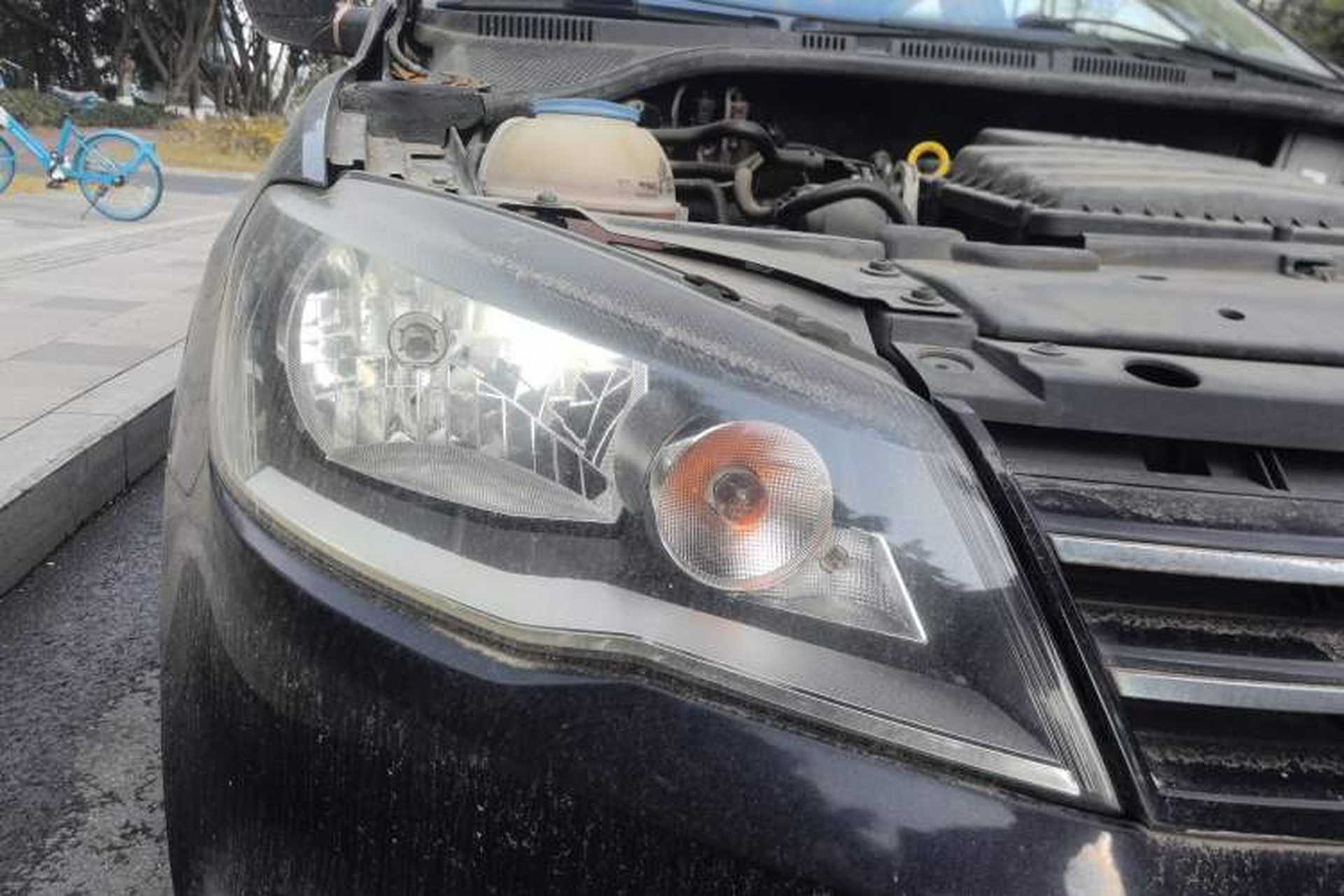 Used Volkswagen Jetta 2013 1.6L Manual Comfort Model Right Front Headlight