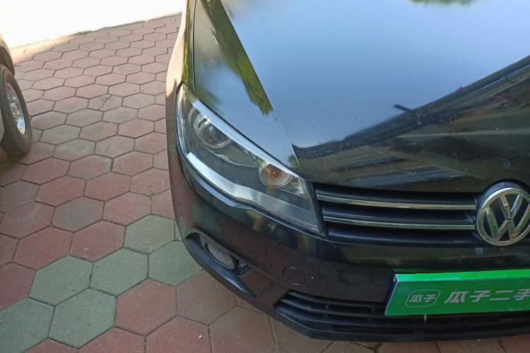 Used Volkswagen Jetta 2013 1.6L Manual Comfort Model Right Front Headlight