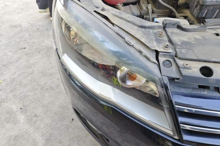 Used Volkswagen Jetta 2013 1.6L Manual Comfort Model Right Front Headlight