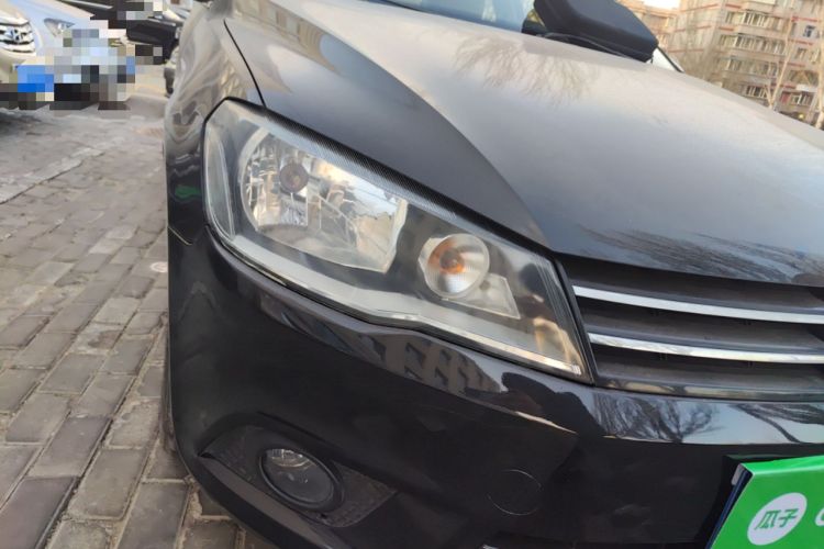 Used Volkswagen Jetta 2013 1.6L Manual Comfort Model Right Front Headlight