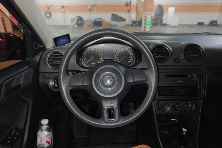 Used Volkswagen Jetta 2013 1.6L Automatic Fashion Model Steering Wheel