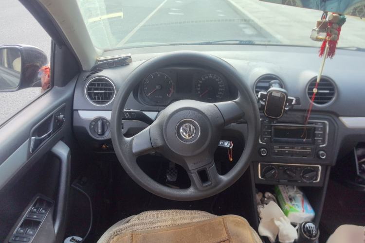 Used Volkswagen Jetta 2013 1.6L Manual Comfort Model Steering Wheel