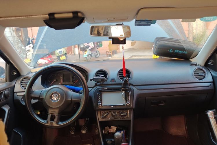 Used Volkswagen Jetta 2013 1.6L Manual Fashion Edition Steering Wheel