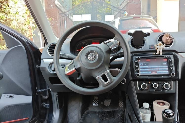 Used Volkswagen Jetta 2013 1.4L Manual Comfort Model Steering Wheel