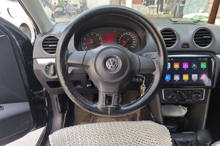 Used Volkswagen Jetta 2013 1.6L Manual Comfort Model Steering Wheel