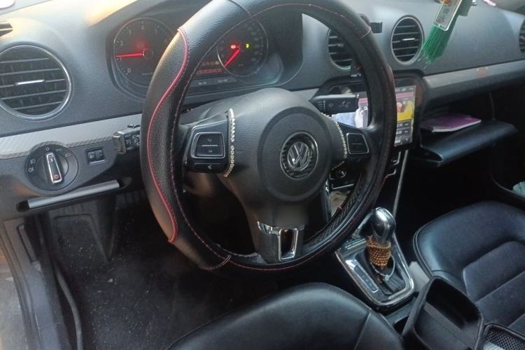 Used Volkswagen Jetta 2013 1.6L Automatic Luxury Model Steering Wheel