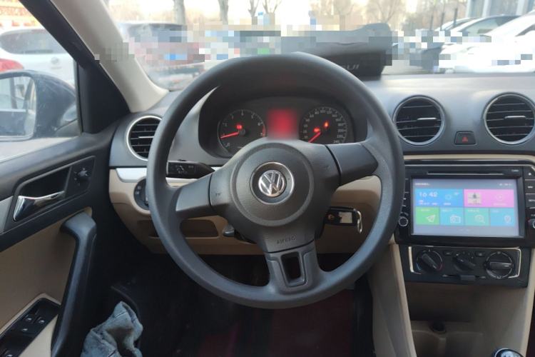 Used Volkswagen Jetta 2013 1.6L Manual Comfort Model Steering Wheel