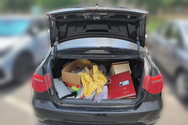 Used Volkswagen Jetta 2013 1.6L Manual Fashion Edition Trunk