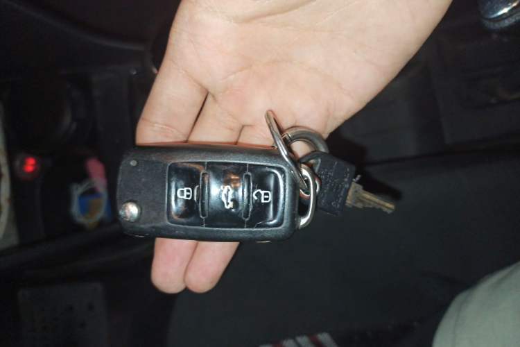 Used Volkswagen Jetta 2013 1.6L Manual Comfort Model Vehicle Key