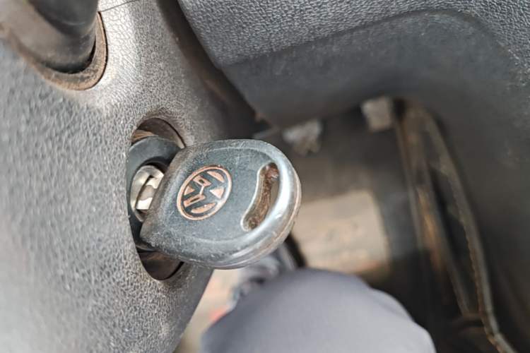 Used Volkswagen Jetta 2013 1.4L Manual Fashion Model Vehicle Key