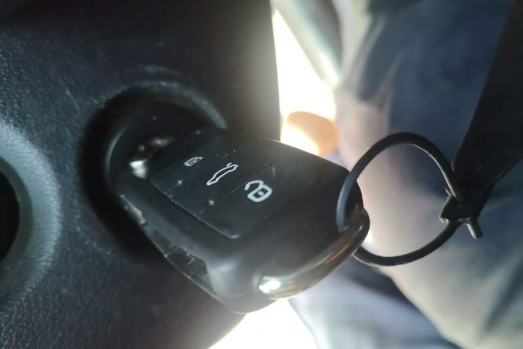 Used Volkswagen Jetta 2013 1.6L Manual Comfort Model Vehicle Key