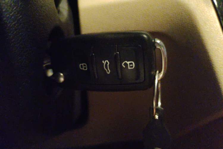Used Volkswagen Jetta 2013 1.6L Manual Comfort Model Vehicle Key