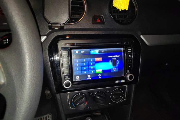 Used Volkswagen Jetta 2013 1.6L Automatic Comfort Model Audio And AC Panel