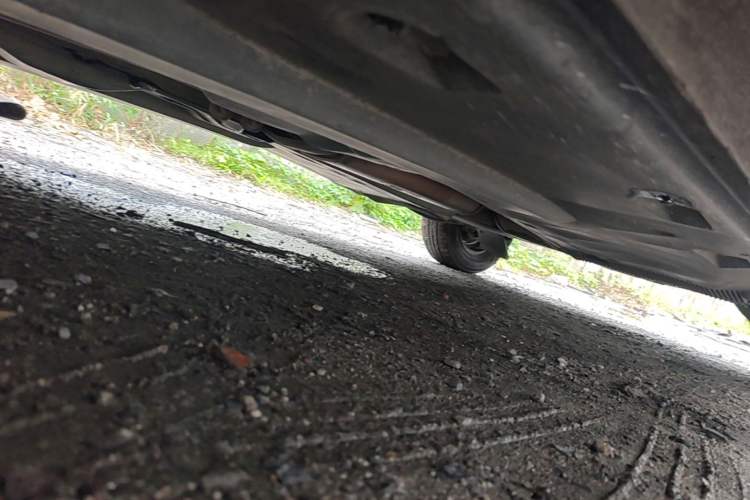 Used Volkswagen Jetta 2013 1.6L Manual Fashion Edition Chassis Front Left