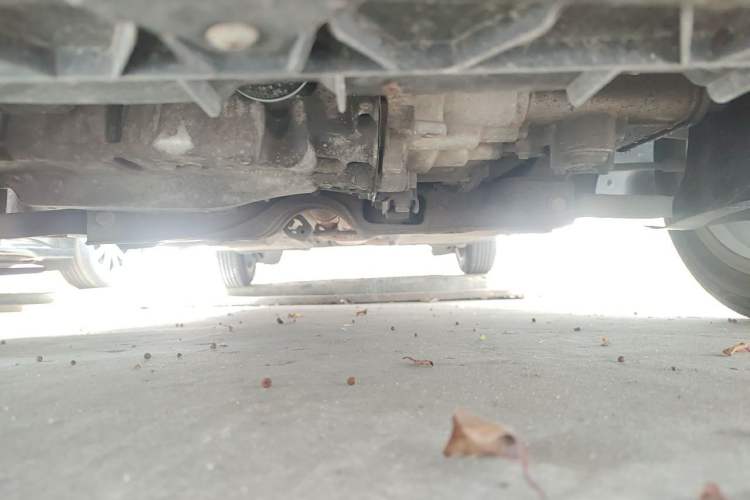 Used Volkswagen Jetta 2013 1.6L Manual Comfort Model Chassis Front