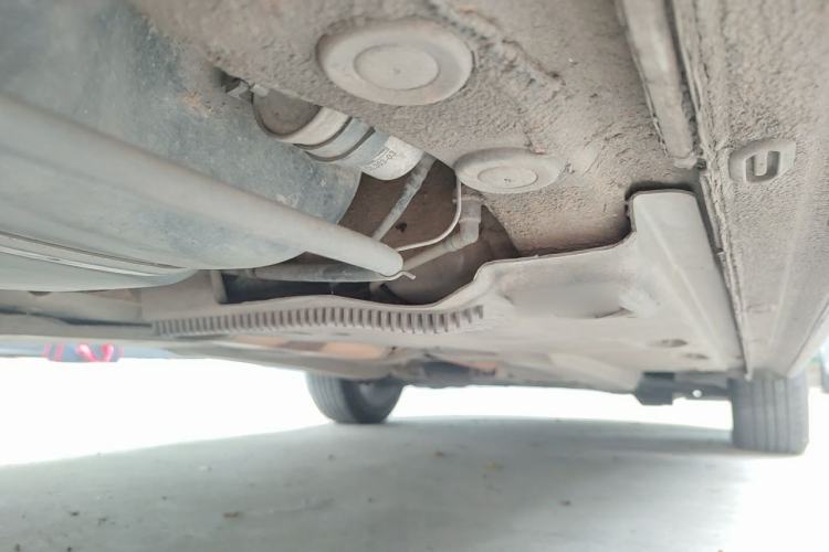 Used Volkswagen Jetta 2013 1.6L Manual Comfort Model Chassis Rear Right