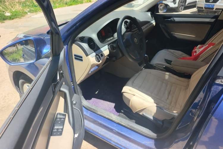 Used Volkswagen Jetta 2013 1.6L Automatic Comfort Model Driver Seat