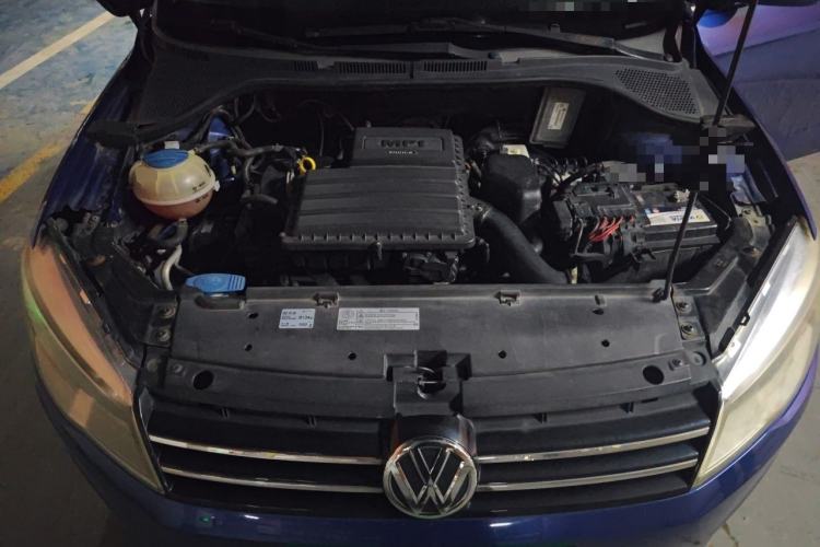 Used Volkswagen Jetta 2013 1.6L Automatic Luxury Model Engine Bay