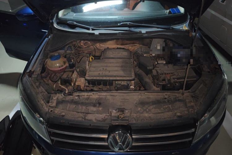 Used Volkswagen Jetta 2013 1.6L Manual Luxury Model Engine Bay