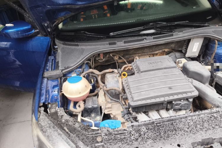 Used Volkswagen Jetta 2013 1.6L Manual Comfort Model Engine Bay Right