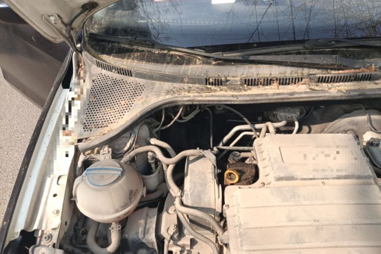 Used Volkswagen Jetta 2013 1.4L Manual Fashion Model Engine Bay Right