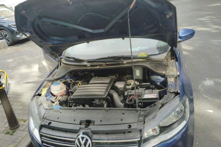 Used Volkswagen Jetta 2013 1.6L Automatic Comfort Model Engine Bay
