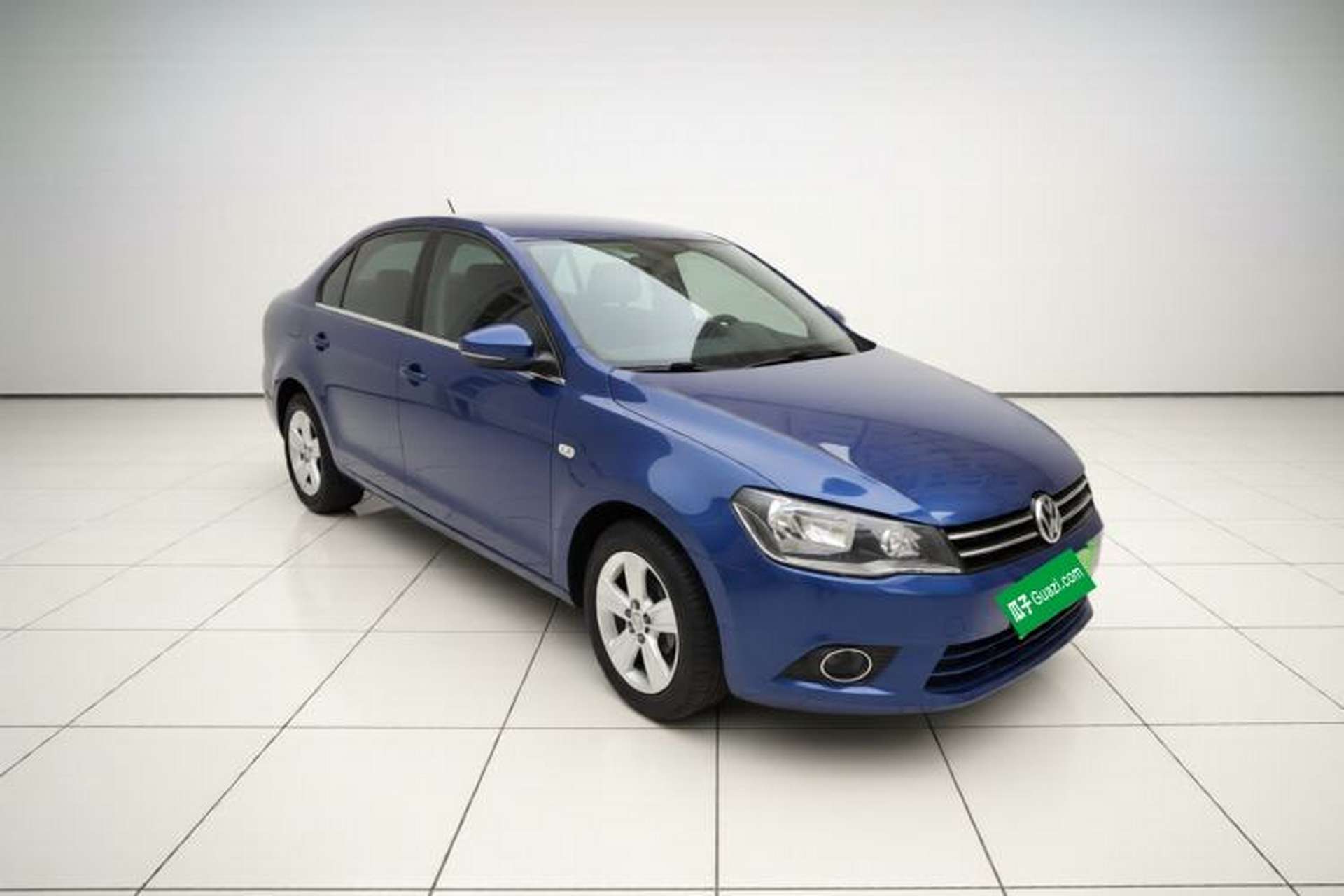 Used Volkswagen Jetta 2013 1.6L Manual Luxury Model Exterior 2