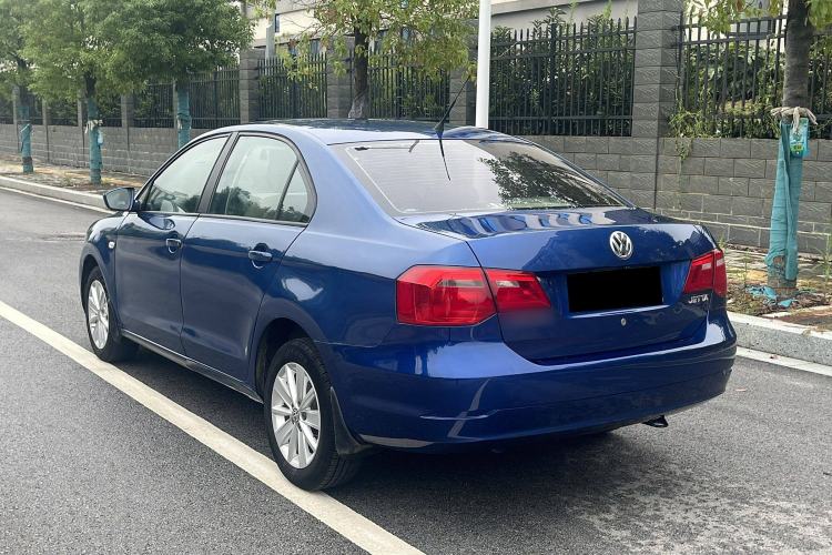 Used Volkswagen Jetta 2013 1.6L Manual Comfort Model Exterior 3