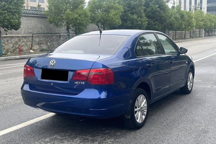 Used Volkswagen Jetta 2013 1.6L Manual Comfort Model Exterior 5