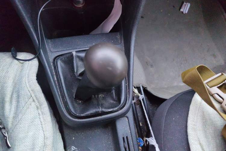 Used Volkswagen Jetta 2013 1.4L Manual Fashion Model Gear Lever