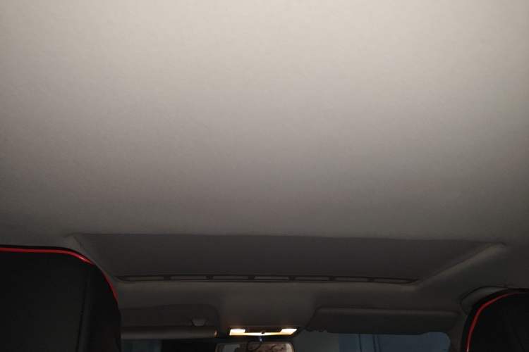 Used Volkswagen Jetta 2013 1.6L Manual Comfort Model Headliner