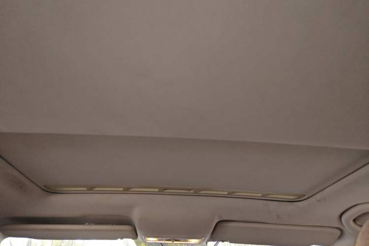 Used Volkswagen Jetta 2013 1.6L Automatic Comfort Model Headliner