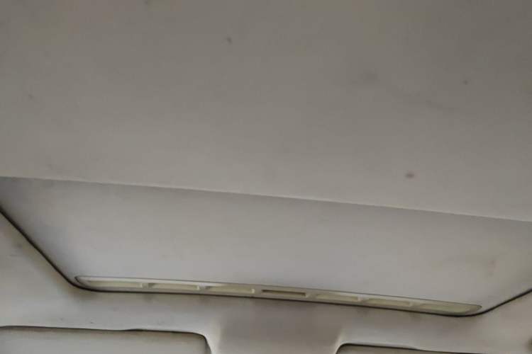 Used Volkswagen Jetta 2013 1.6L Manual Comfort Model Headliner