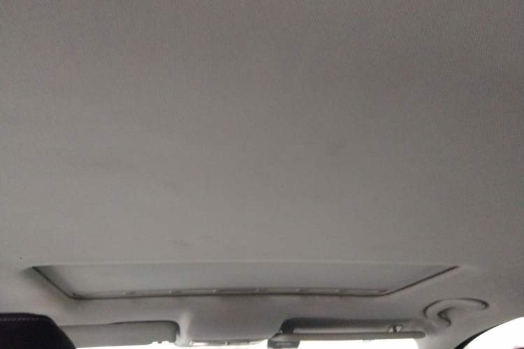 Used Volkswagen Jetta 2013 1.6L Automatic Comfort Model Headliner