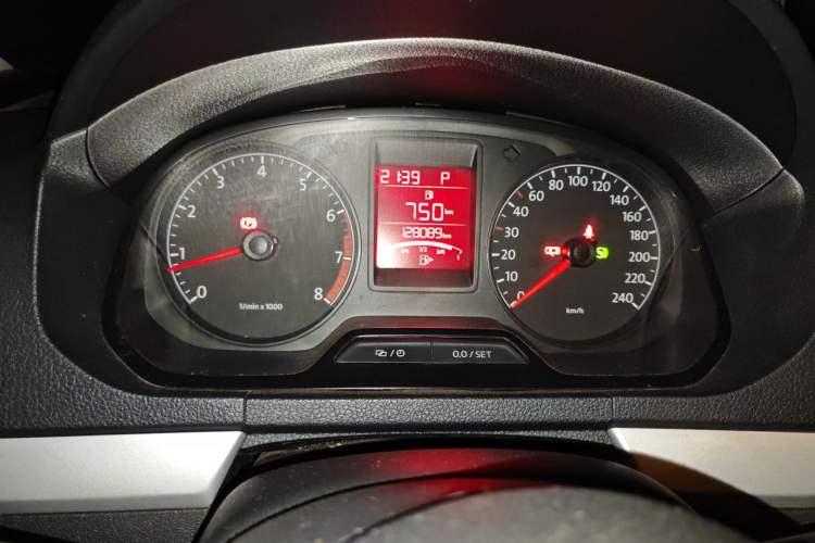 Used Volkswagen Jetta 2013 1.6L Automatic Comfort Model Instrument Cluster