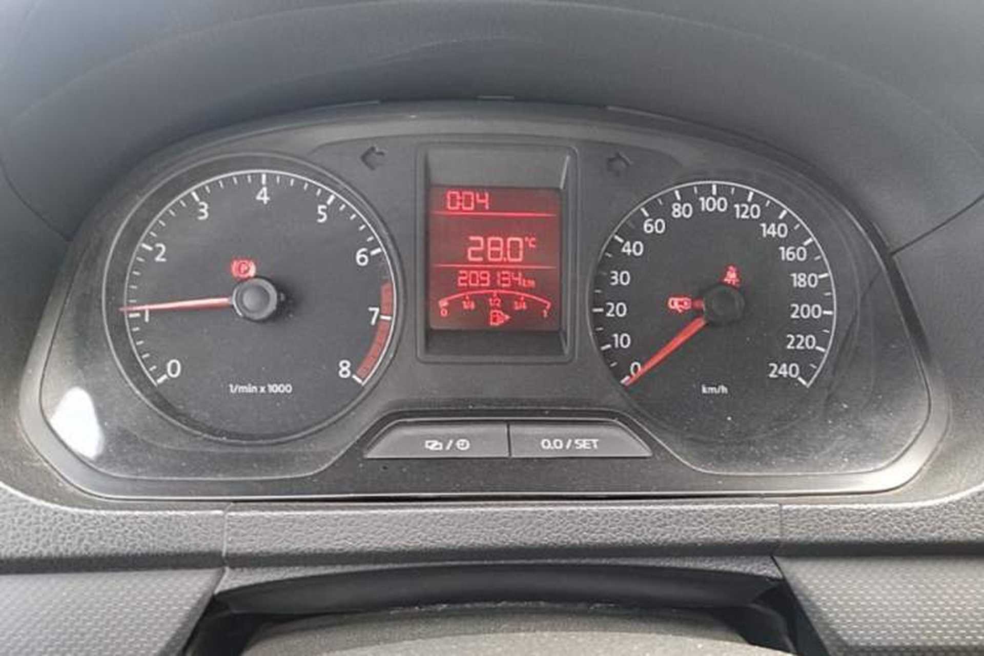 Used Volkswagen Jetta 2013 1.6L Manual Fashion Edition Instrument Cluster