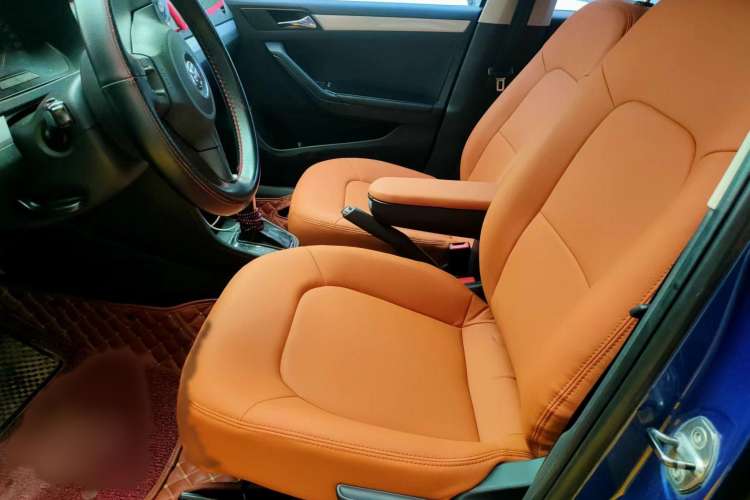 Used Volkswagen Jetta 2013 1.6L Automatic Comfort Model Interior 2