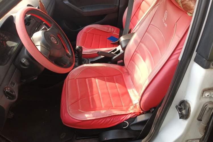 Used Volkswagen Jetta 2013 1.4L Manual Fashion Model Left Front Seat