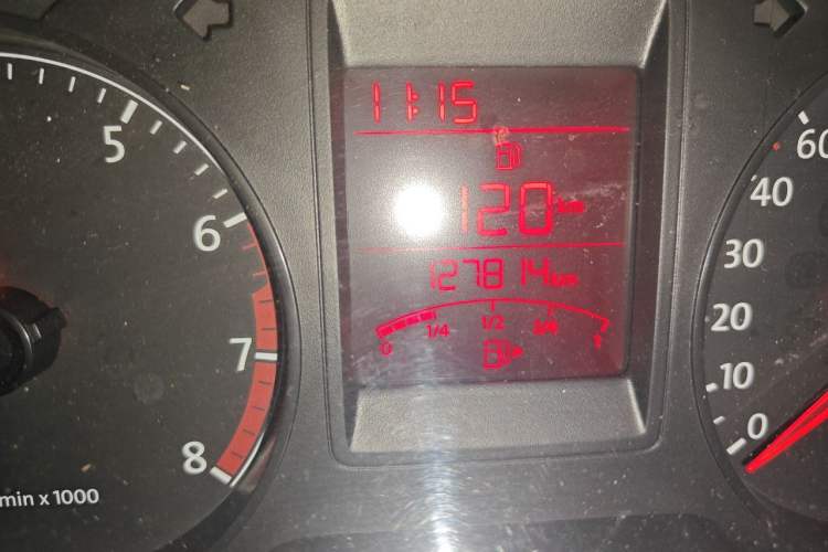 Used Volkswagen Jetta 2013 1.6L Manual Comfort Model Odometer Close Up