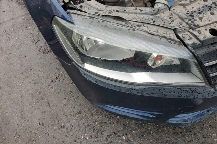 Used Volkswagen Jetta 2013 1.6L Manual Fashion Edition Right Front Headlight