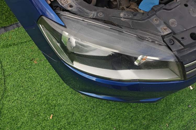 Used Volkswagen Jetta 2013 1.4L Manual Comfort Model Right Front Headlight