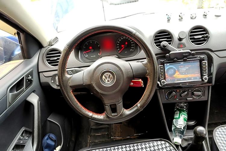 Used Volkswagen Jetta 2013 1.4L Manual Fashion Model Steering Wheel