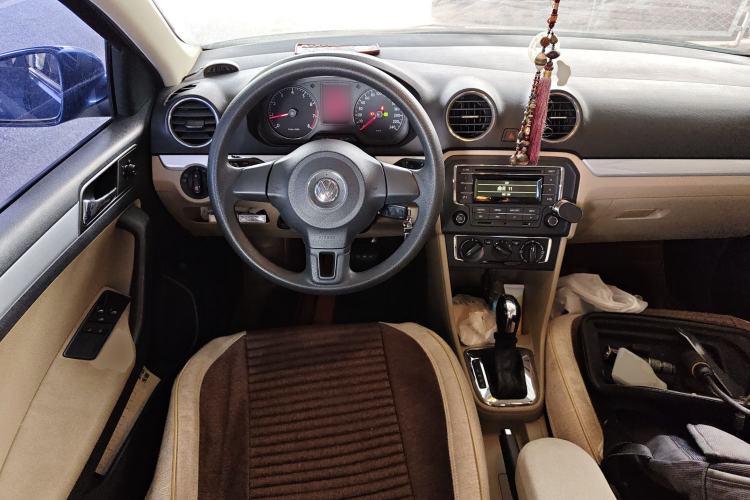 Used Volkswagen Jetta 2013 1.6L Automatic Comfort Model Steering Wheel