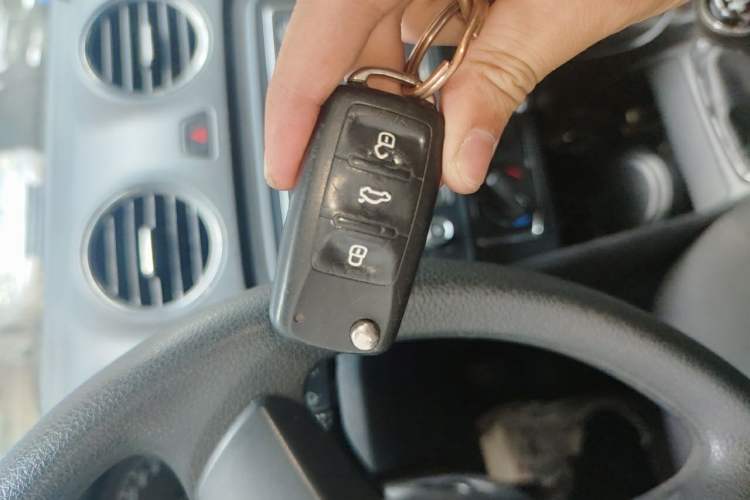 Used Volkswagen Jetta 2013 1.6L Manual Comfort Model Vehicle Key